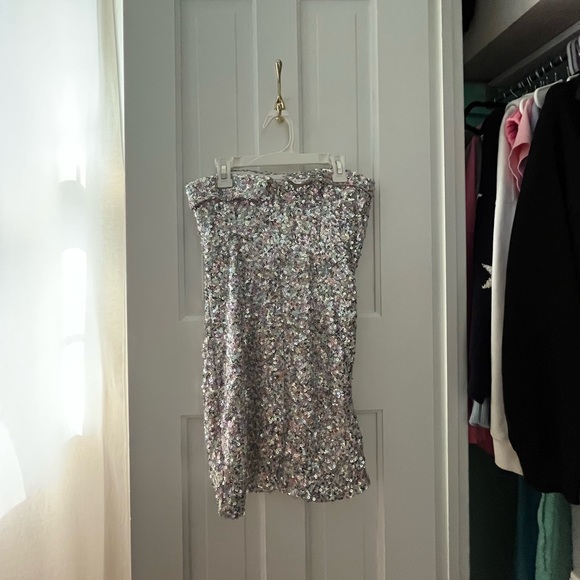 MABLE Triple Threads Sequin Silver Mini Dress - Picture 2 of 4